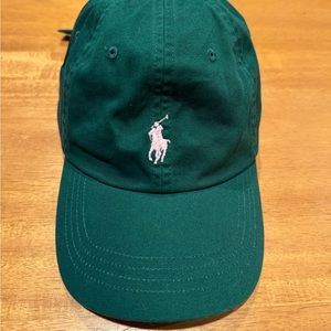 Brand New With Tags. Color is forrest.  Chino Baseball hat.